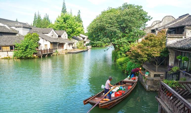 原创 浙江有个6000年的古镇,刘若英黄磊对这里情有独钟,年收入60个亿13