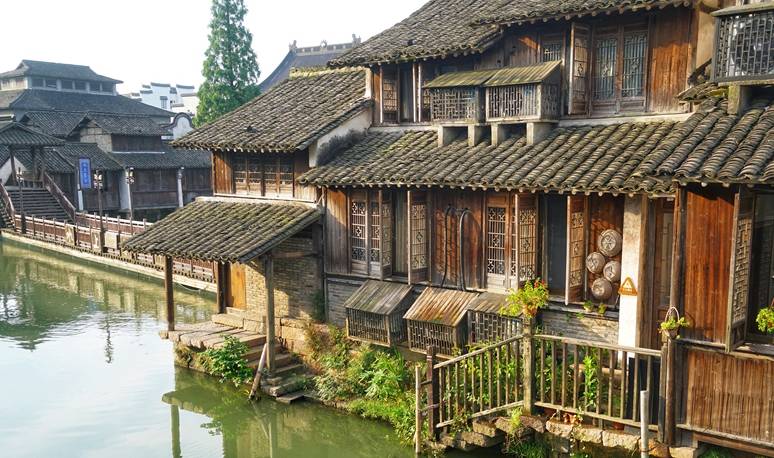 原创 浙江有个6000年的古镇,刘若英黄磊对这里情有独钟,年收入60个亿16