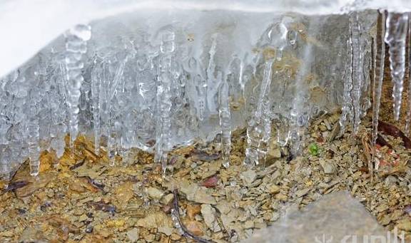 原创 气温-24℃,70年来同期最低,济南山区现“滴水成冰”奇观3