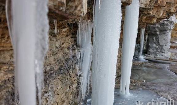 原创 气温-24℃,70年来同期最低,济南山区现“滴水成冰”奇观4