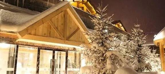 原创 耍一场东北雪,滑雪戏雪、泡暖暖温泉,感受冰火两重天14