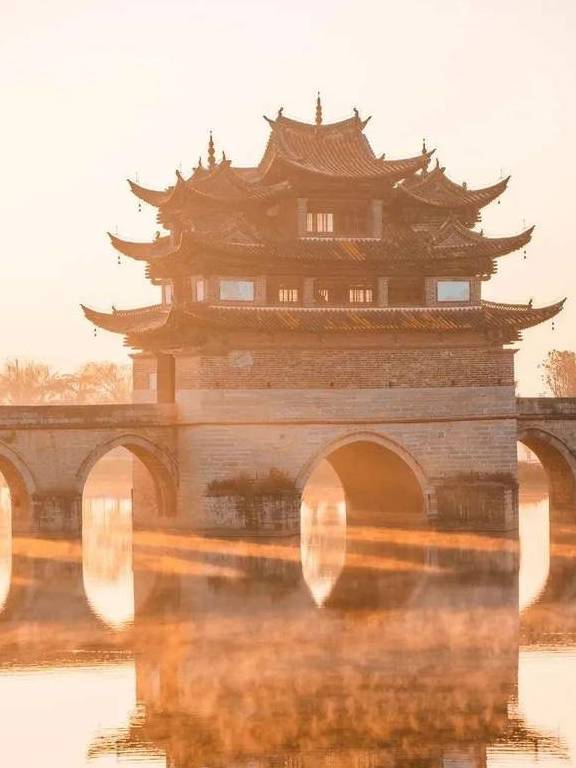 原创 烟雨建水,浪漫芳华……尽在滇越铁路边沿的四座边城!6