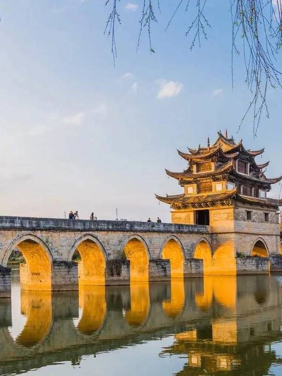 原创 烟雨建水,浪漫芳华……尽在滇越铁路边沿的四座边城!13