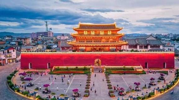 原创 烟雨建水,浪漫芳华……尽在滇越铁路边沿的四座边城!9