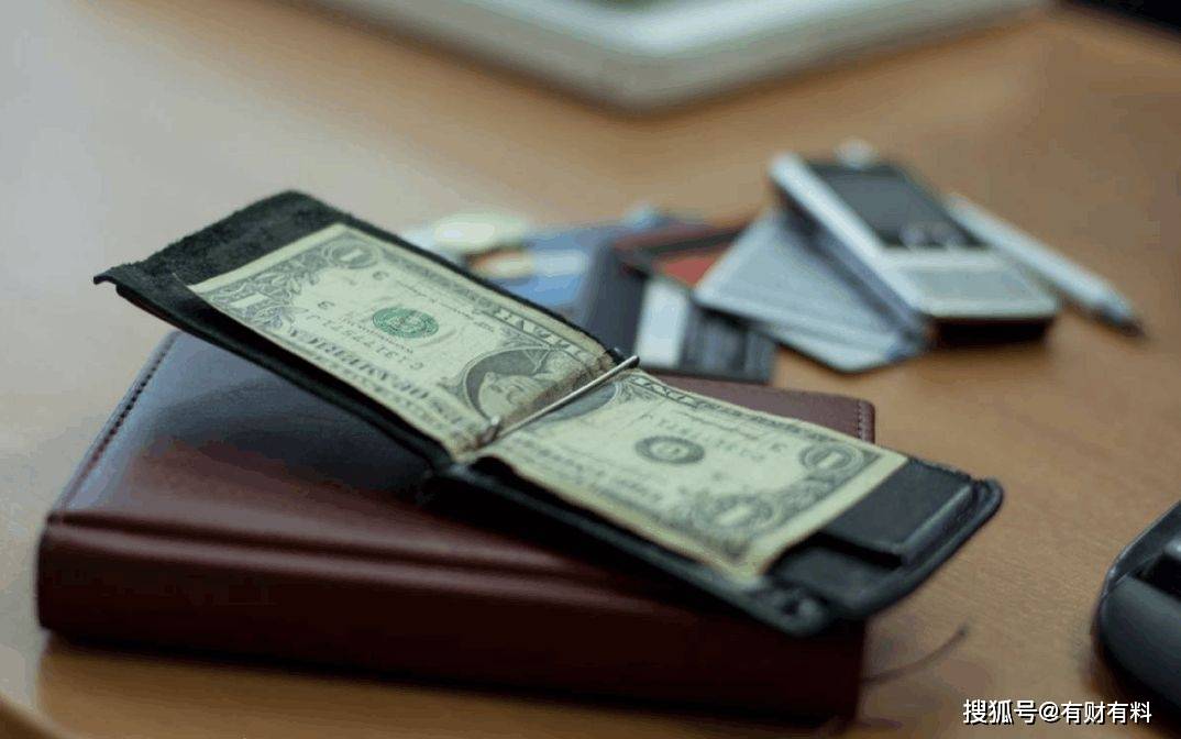 原创 每个月都用信用卡透支,但都是按时还款,银行会冻结信用卡吗?6