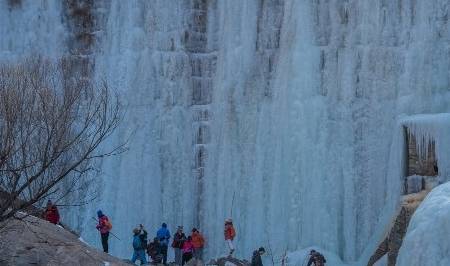 原创 自驾游山东海拔最高村泰安蒿滩村,欣赏天然形成的冰瀑奇观4