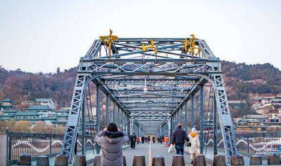 原创 兰州旅行，80%的游客都去中山桥而忽视它旁边的这座桥梁博物馆1