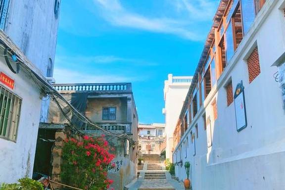 原创 一天一个热搜，这么小清新的地方，竟然能拍出年度第一狗血神剧？4