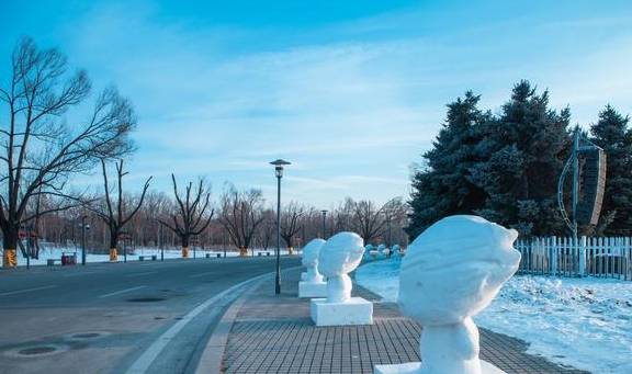 原创 这座北国之城冬天就是冰天雪地的世界,却被称春城,这是为什么呢2