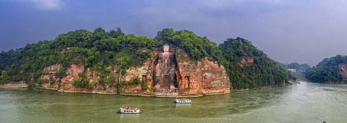 原创 当年,乐山大佛胸前发现隐藏密室,专家打开后,验证千年传说8