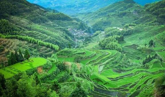 原创 曾上榜 CNN、《中国国家地理杂志》这座浙西小县城原来这么美7