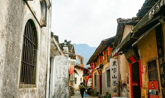 原创 浙江小城居然嗜辣如命!凭11处美景上榜,人们却只知道吃?3