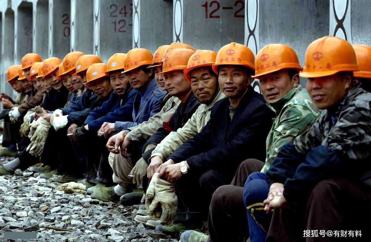 原创 农民工要成为过去式，“新名字”已确定，体面又好听，你赞同吗？2