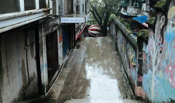 原创 重庆旅游必打卡的景点之一,因多部电影在此取景而走红,不要门票5