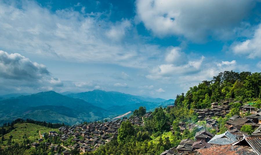 原创 黔东南自驾游,探访中国最后的枪手部落,寨民:每一支枪都有灵性1