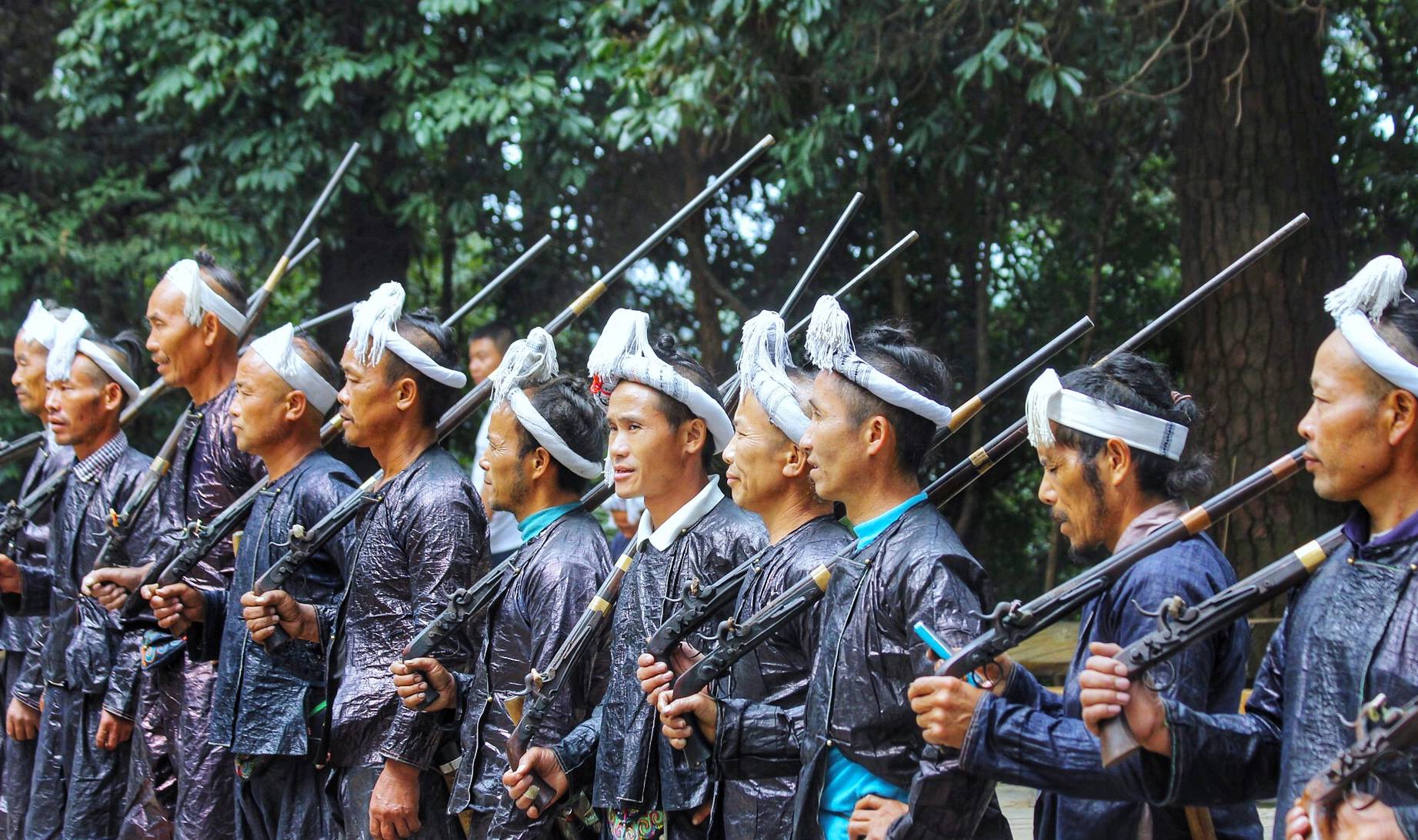 原创 黔东南自驾游,探访中国最后的枪手部落,寨民:每一支枪都有灵性6