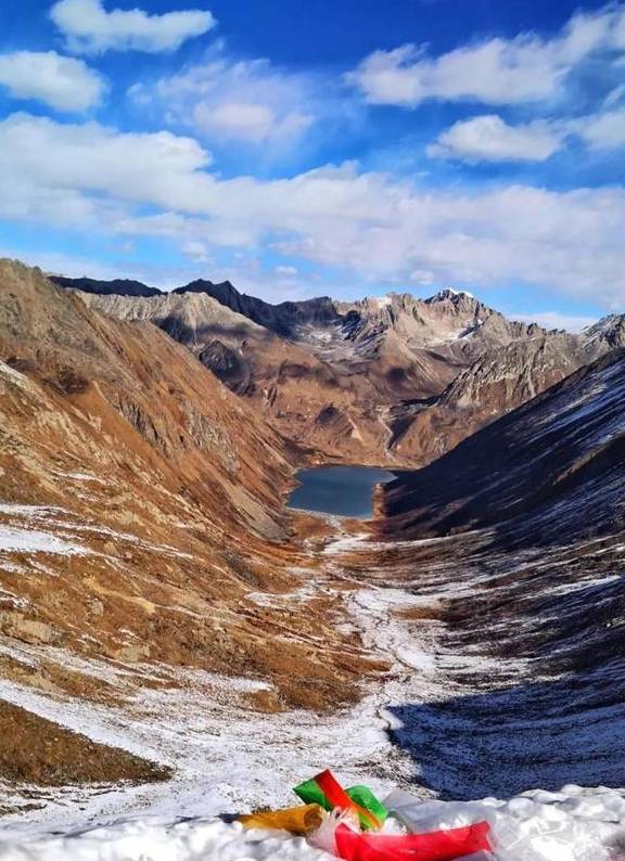 原创 1条西藏进阶秘线,带你探访最神秘的冰川、美若桃源的边城亚东10