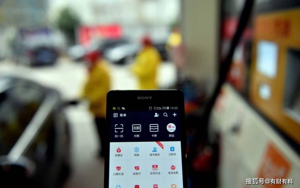 原创 2022年迎来“第一涨”!加满一箱要多花13元,今年油价会怎么走?4