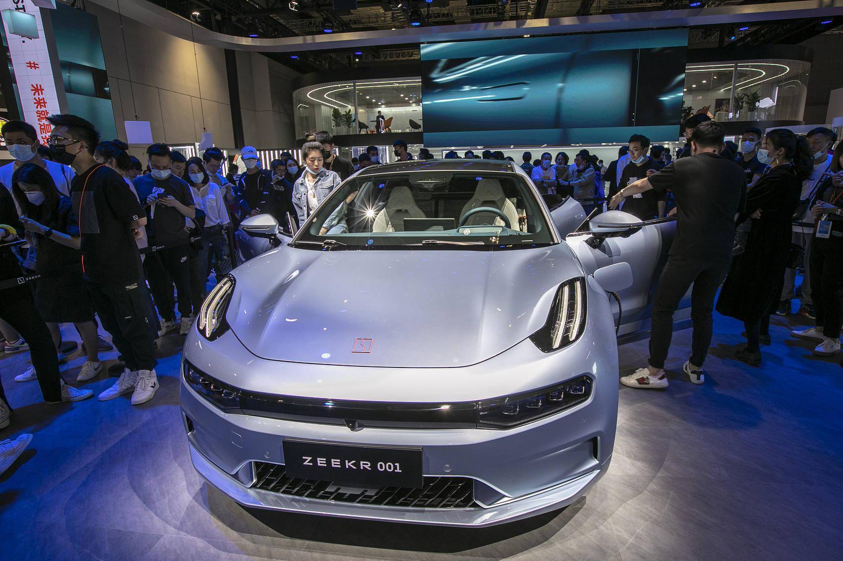 极氪首次提出年度目标:2022年交付7万辆,为此开始智能化“补课”1