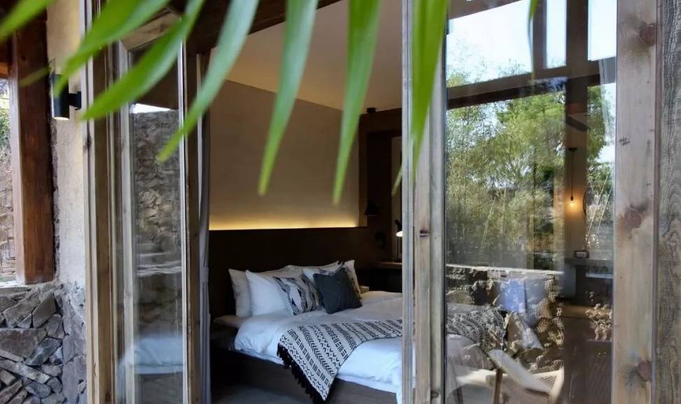 原创 浙江丽水最美的几家民宿,或悬浮在山崖,或在云海之上!4