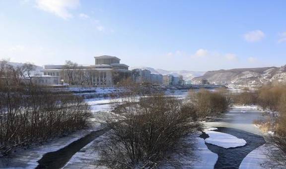 原创 白山抚松藏着个“木屋村落”,落泪的风景连绵,去这里返璞归真吧2