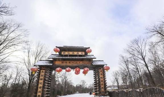 原创 白山抚松藏着个“木屋村落”,落泪的风景连绵,去这里返璞归真吧7