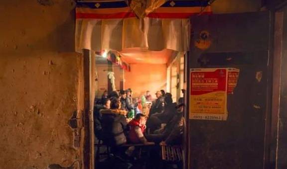 原创 晒太阳、喝甜茶、文艺CityWalk……日光之城拉萨,太适合过冬了!18