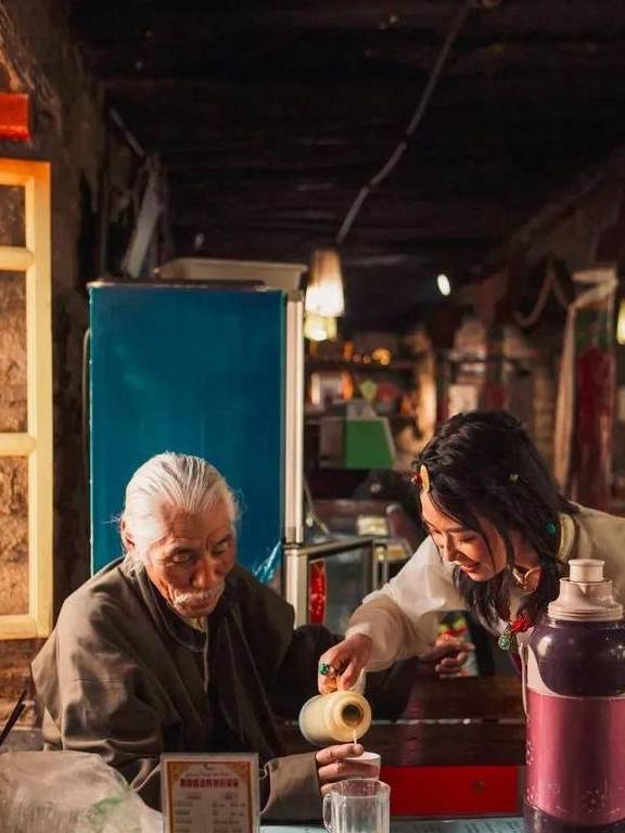 原创 晒太阳、喝甜茶、文艺CityWalk……日光之城拉萨,太适合过冬了!23