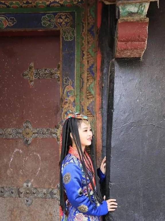 原创 晒太阳、喝甜茶、文艺CityWalk……日光之城拉萨,太适合过冬了!26