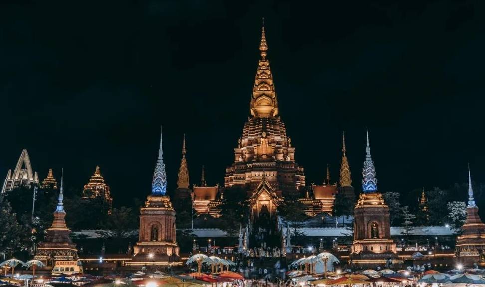 原创 15个一个人也要去的旅行地,余生一个个走遍不枉此生!52