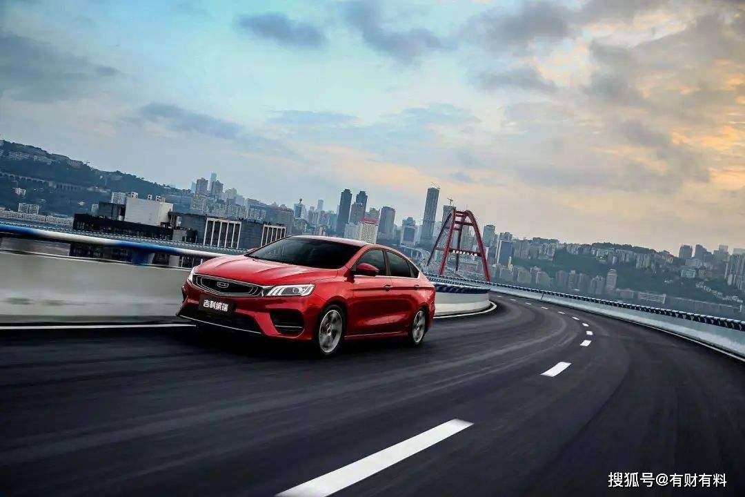 二手车市场怎么了?曾有人为充面子购买,如今却被人嫌弃2