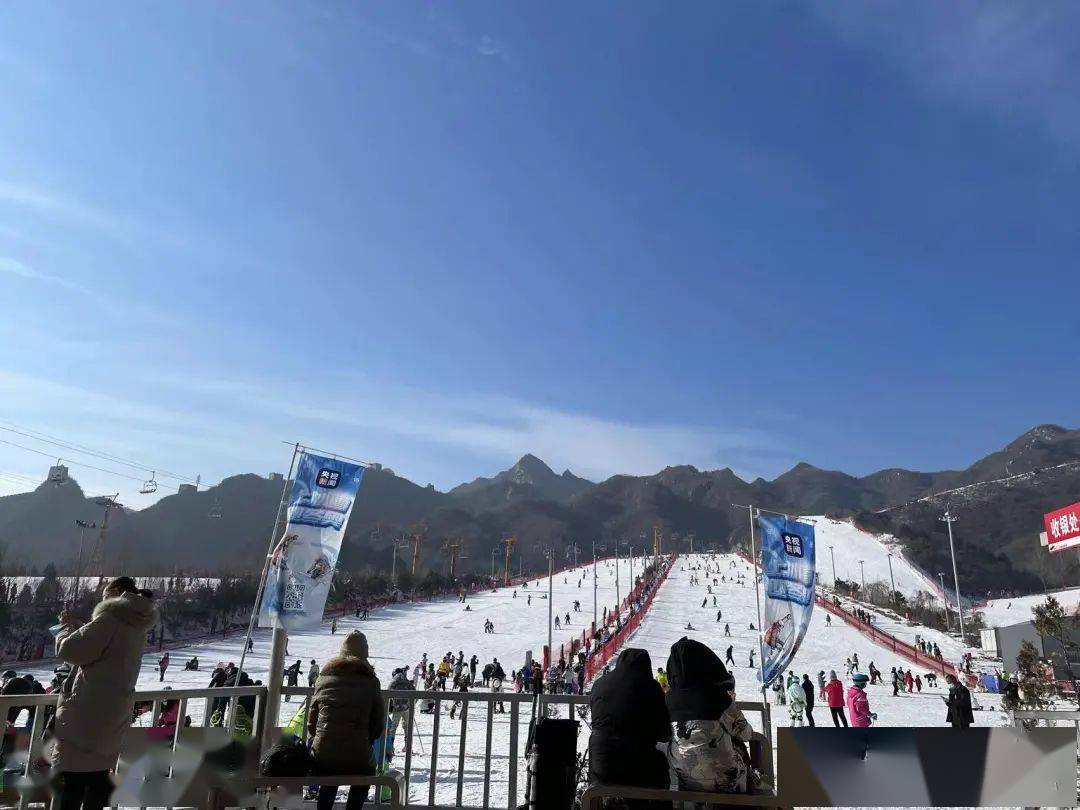 今年,整个朋友圈的人都去滑雪了1