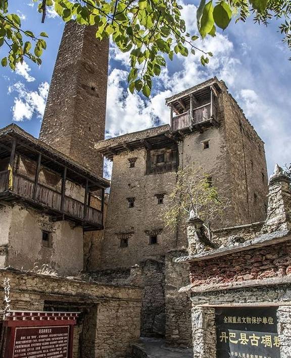 原创 「四川」列入“世界预备遗产名录”的藏、羌碉楼与村寨（一）2