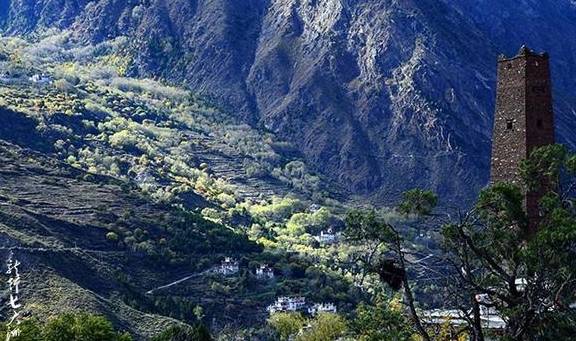 原创 「四川」列入“世界预备遗产名录”的藏、羌碉楼与村寨（一）11