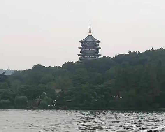 原创 春节不出门跟随小拾柒去旅游——画轴里的城市 梦境般的风景1