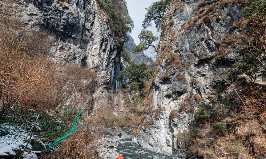 原创 卧龙关冰瀑，号称完爆虎牙，只因这里生活着大熊猫和雪豹吗9