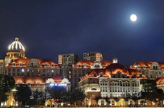 原创 香港中国旅游签约摄影师黎为民：城市建筑摄影，另类的点线面9