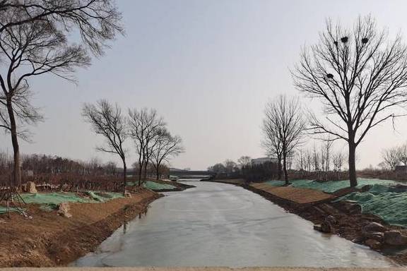原创 看图:参观胶东地区一座朱氏宗祠,在烟台开发区的八角村2