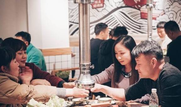 原创 回不去的故乡,只能做时光的旅人,我的八线小城回乡散记3