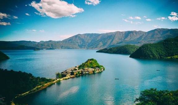 原创 藏在泸沽湖大山中的女儿国,到底有多神秘?谁都可以走婚是真的吗4