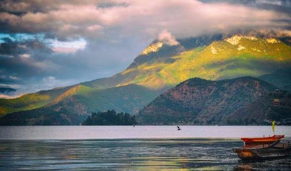 原创 藏在泸沽湖大山中的女儿国,到底有多神秘?谁都可以走婚是真的吗5