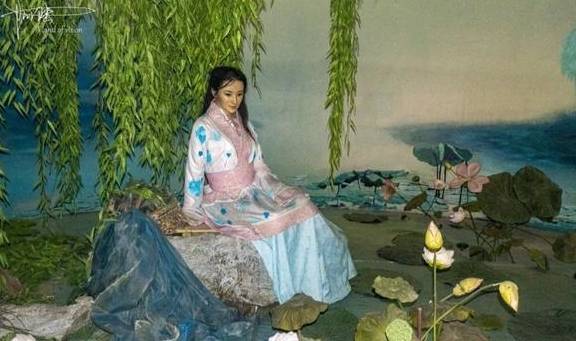 原创 在诸暨有个“名媛馆”，需要买门票才能参观，因此也引发了争议11