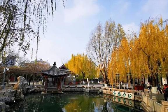 原创 五龙潭冬韵：风吟鸟鸣、溪流泉声，像一曲古筝3