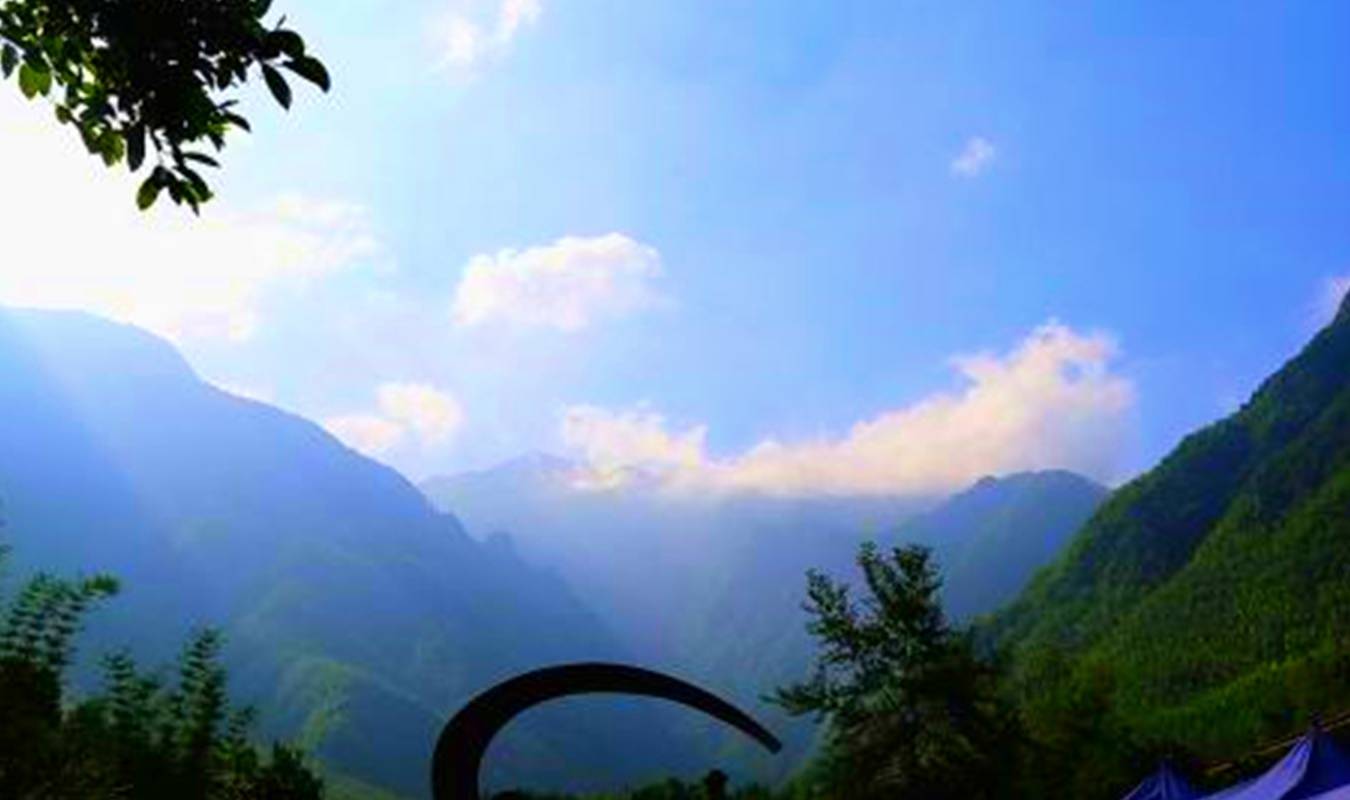 原创 江西有处天然氧吧景区,以月亮文化为主题,内有江西第一高瀑布2