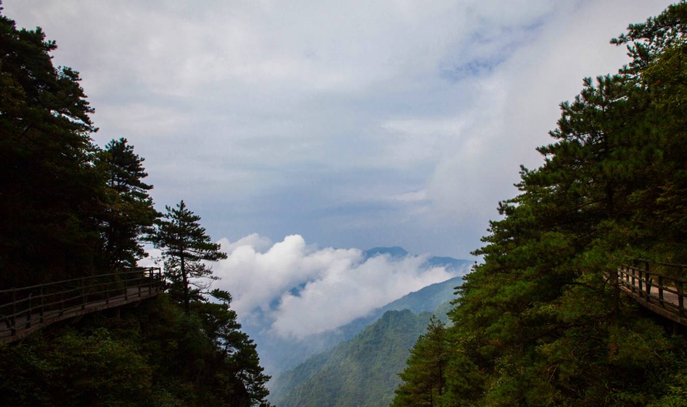 原创 江西有处天然氧吧景区,以月亮文化为主题,内有江西第一高瀑布5