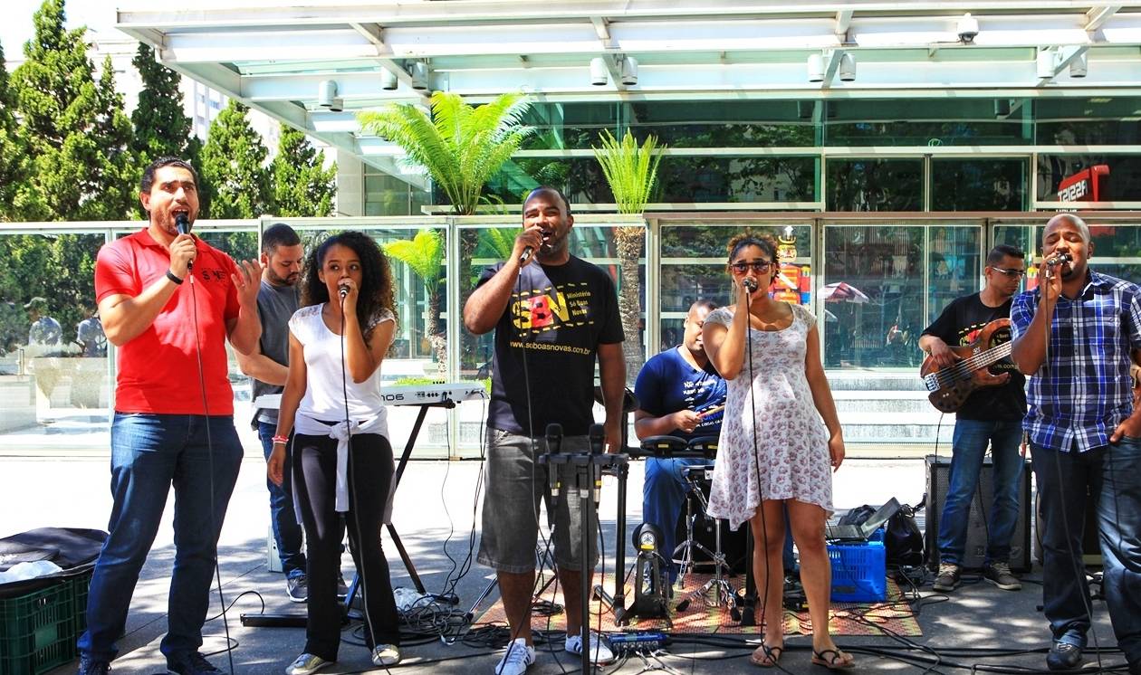 原创 巴西世界最美咖啡馆卖世上最甜甜点,百年不衰,因为生活太苦?2