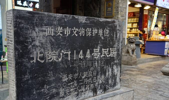 原创 仅一墙之隔的巴西贫民窟,富裕与饥困平行,这大概就是人性社会吧2