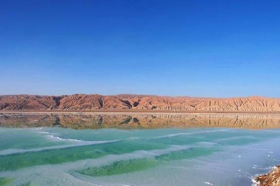 原创 可能是青海最好看的湖,比青海湖秀丽,比茶卡盐湖精致,没有门票8