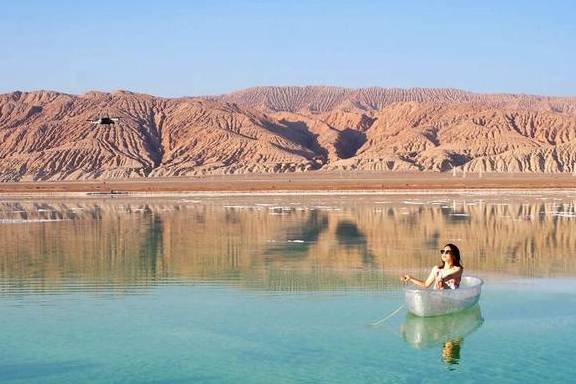 原创 可能是青海最好看的湖,比青海湖秀丽,比茶卡盐湖精致,没有门票10