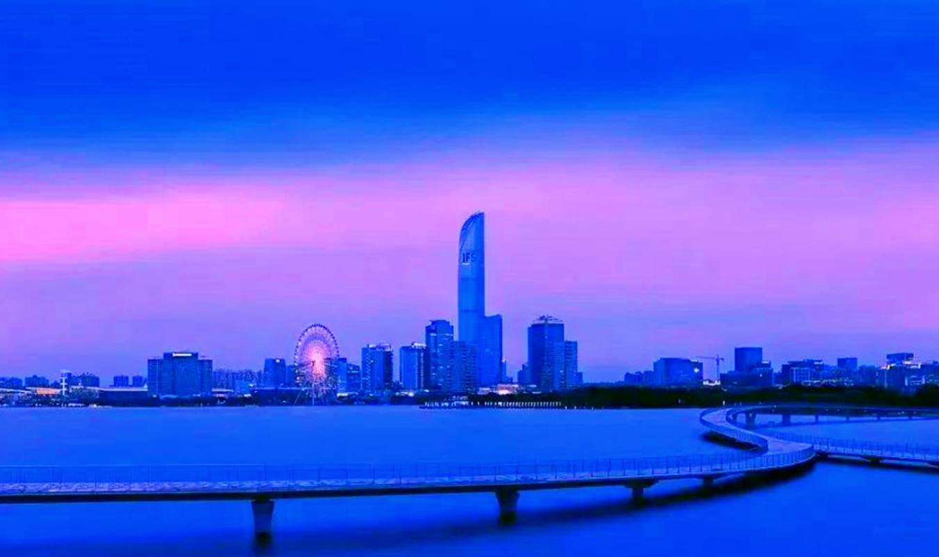 原创 全国千家门店,少东家曾与王思聪对骂,餐饮企业乡村基退美又冲港1